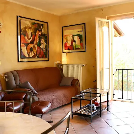 Lägenhet Cozy Haven Sirmione