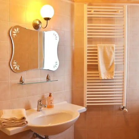 Cozy Haven סירמיונה