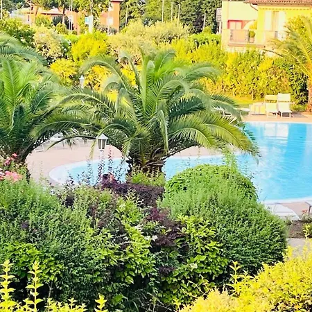 Cozy Haven סירמיונה